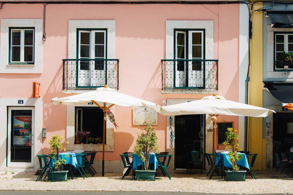 real estate en life in portugal