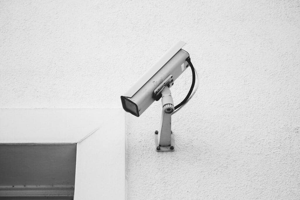 camera security for rental property in portugal