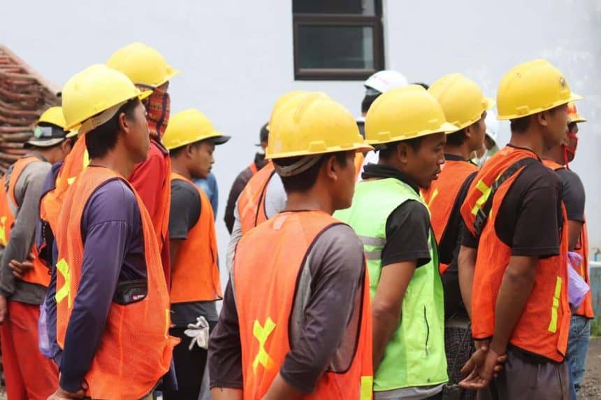 construction workers indonesia