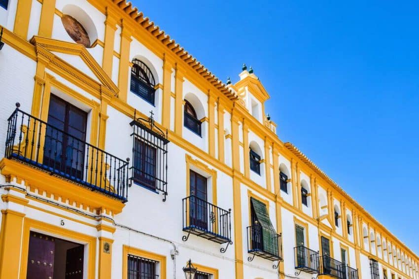 list property on airbnb in spain